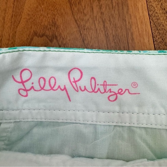 Lilly Pulitzer 5” The Callahan Shorts FIRST IMPRESSION BLUE Rose Floral size 2 - Picture 11 of 16
